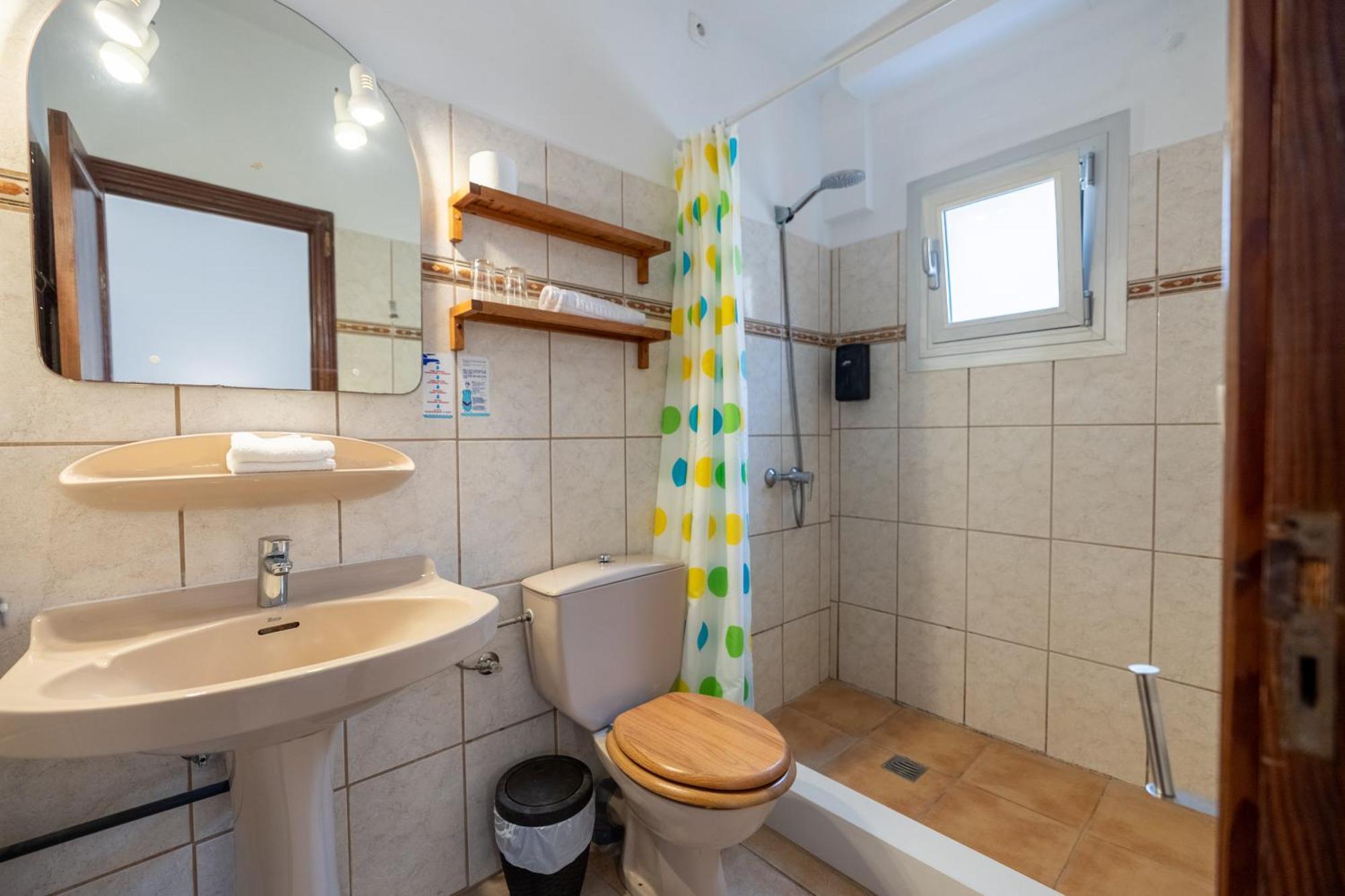 Hostal Doris - Adults Only Colonia de Sant Jordi Quarto foto