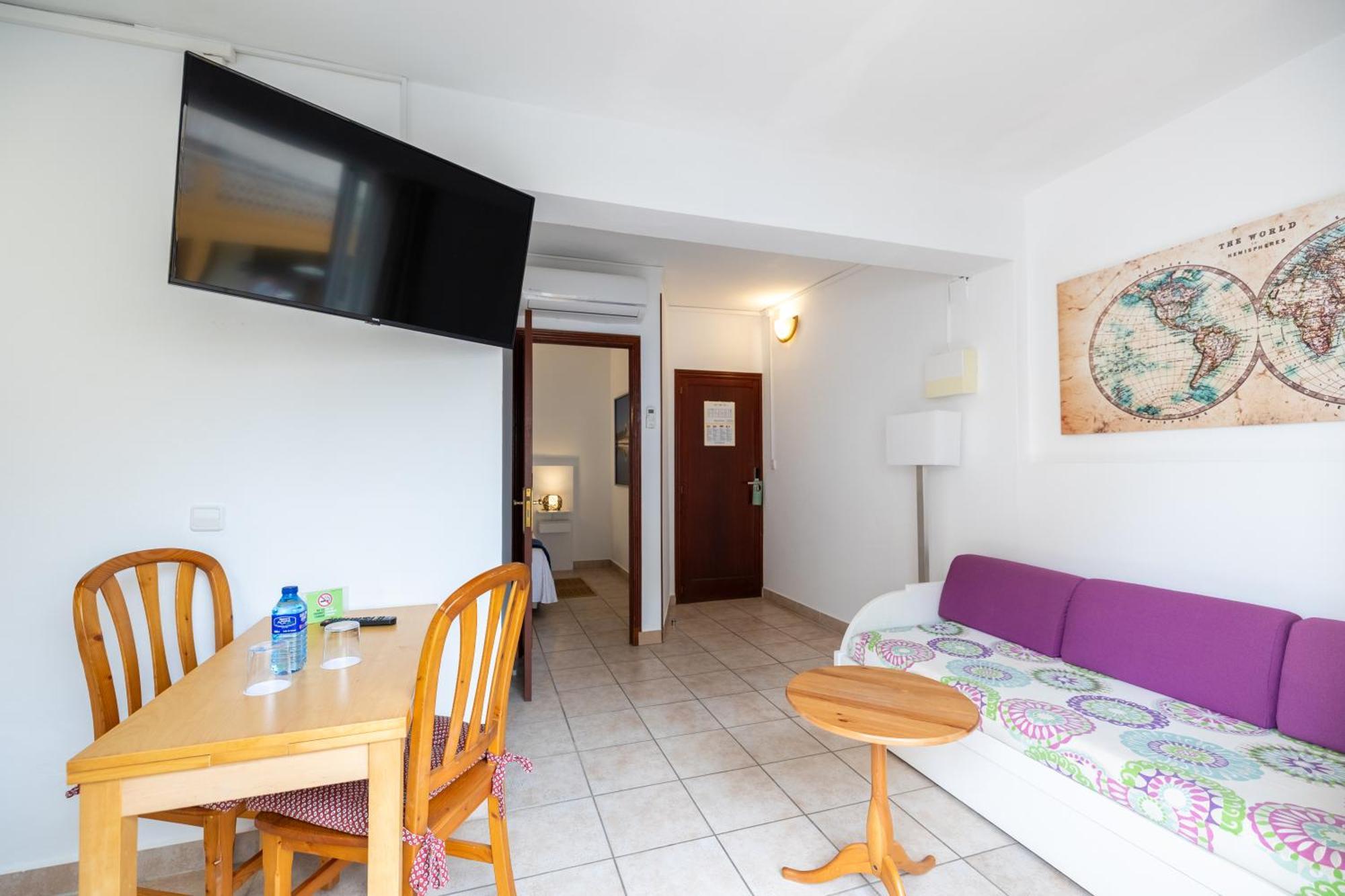 Hostal Doris - Adults Only Colonia de Sant Jordi Quarto foto